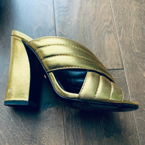 Gucci Napa Silk Gold Mules, size 38 - Picture 5 of 11